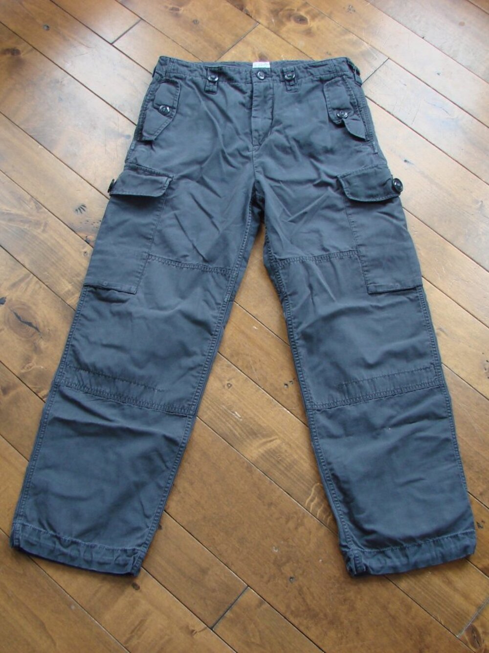 Aritzia TNA Gray Military Cargo Pants Utility Relaxed Fit Size 2